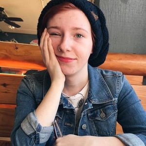 Meet your Posher, Majka